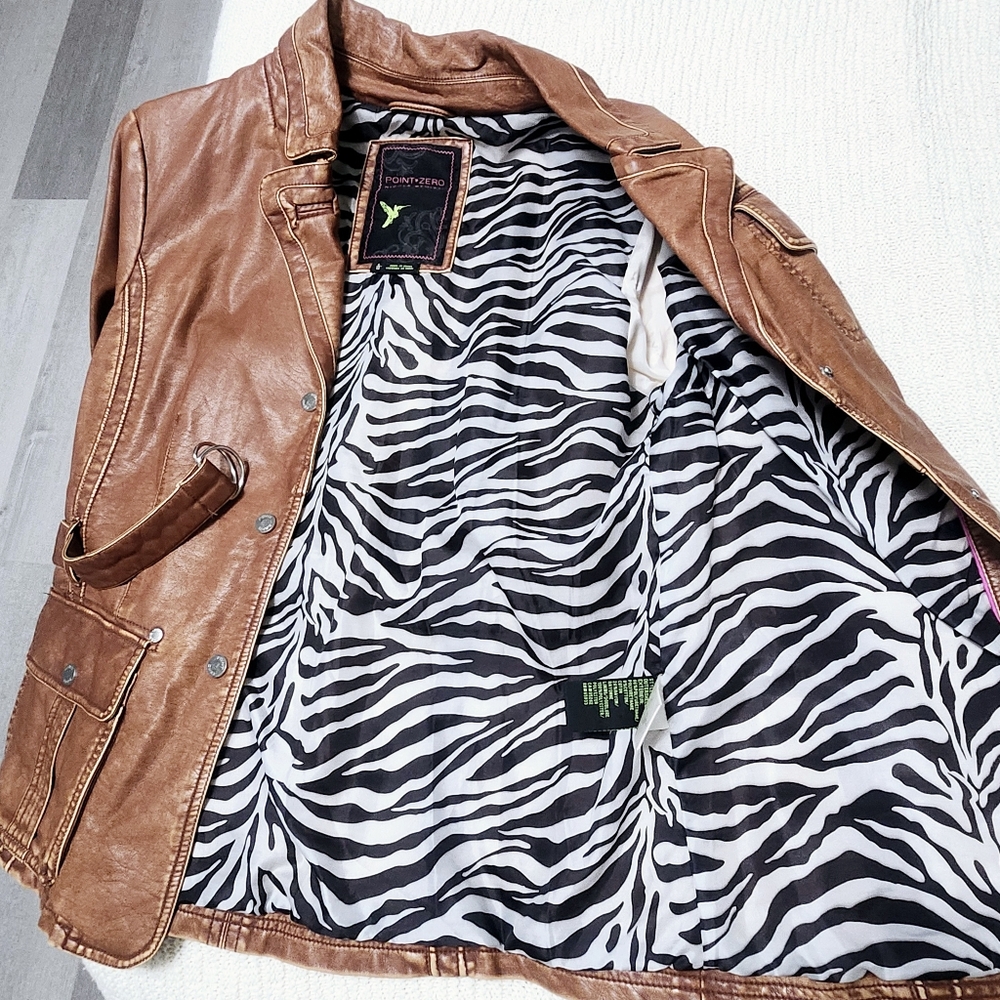Point Zero L Jacket - Picture 11 of 14